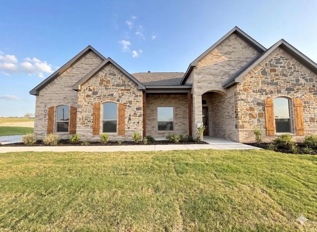 7021 Ranch View Place, Springtown