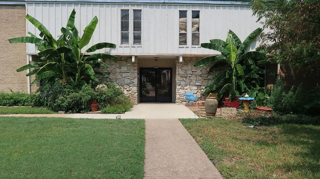 4021 Cole Avenue 204, Dallas