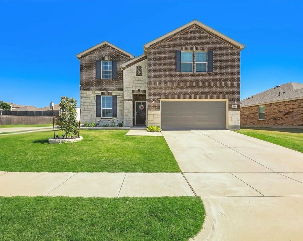 1632 Trace Drive, Aubrey