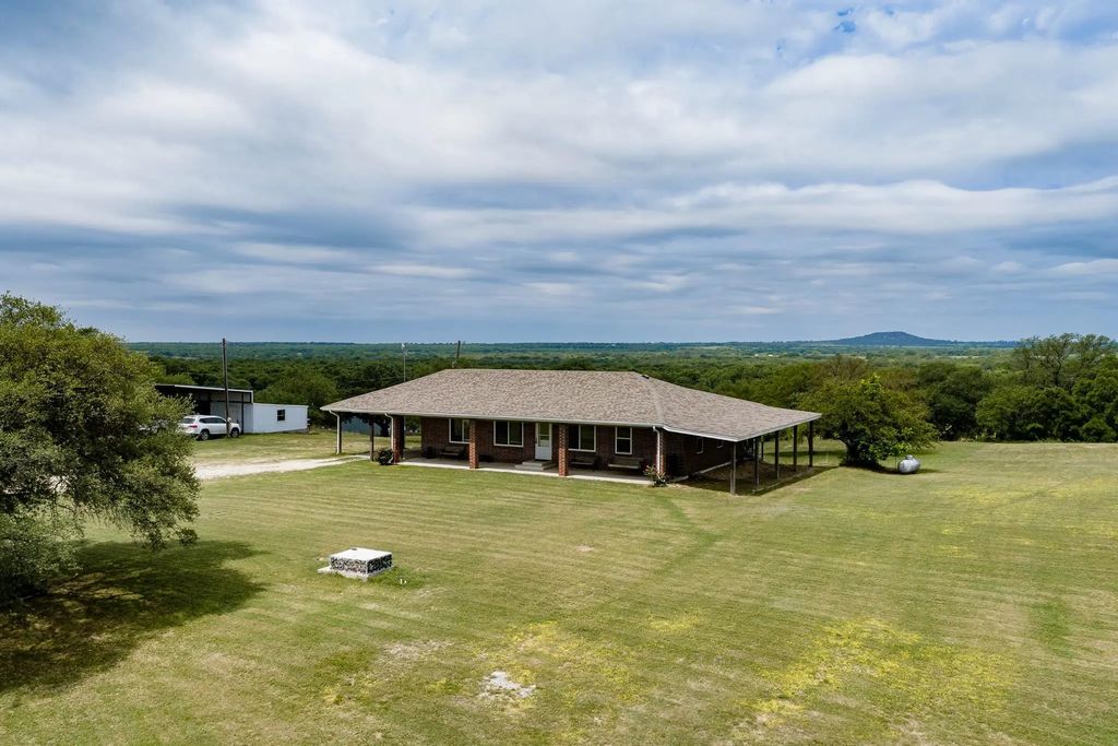 16271 Fm 880 S, Cross Plains