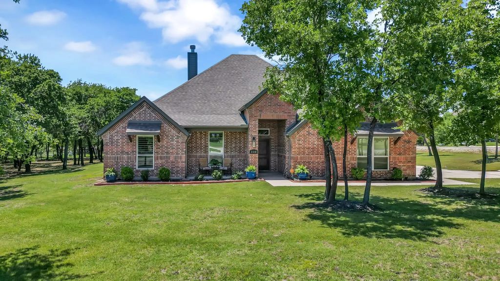 330 Timbers Circle, Poolville