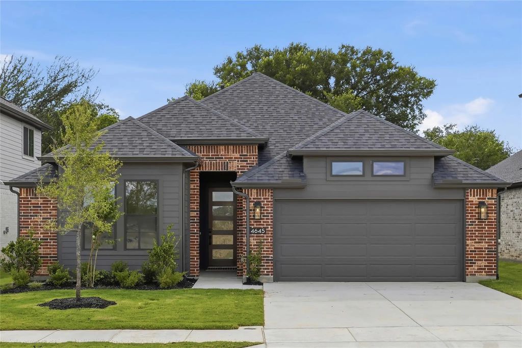 4645 Commack Drive, Fort Worth