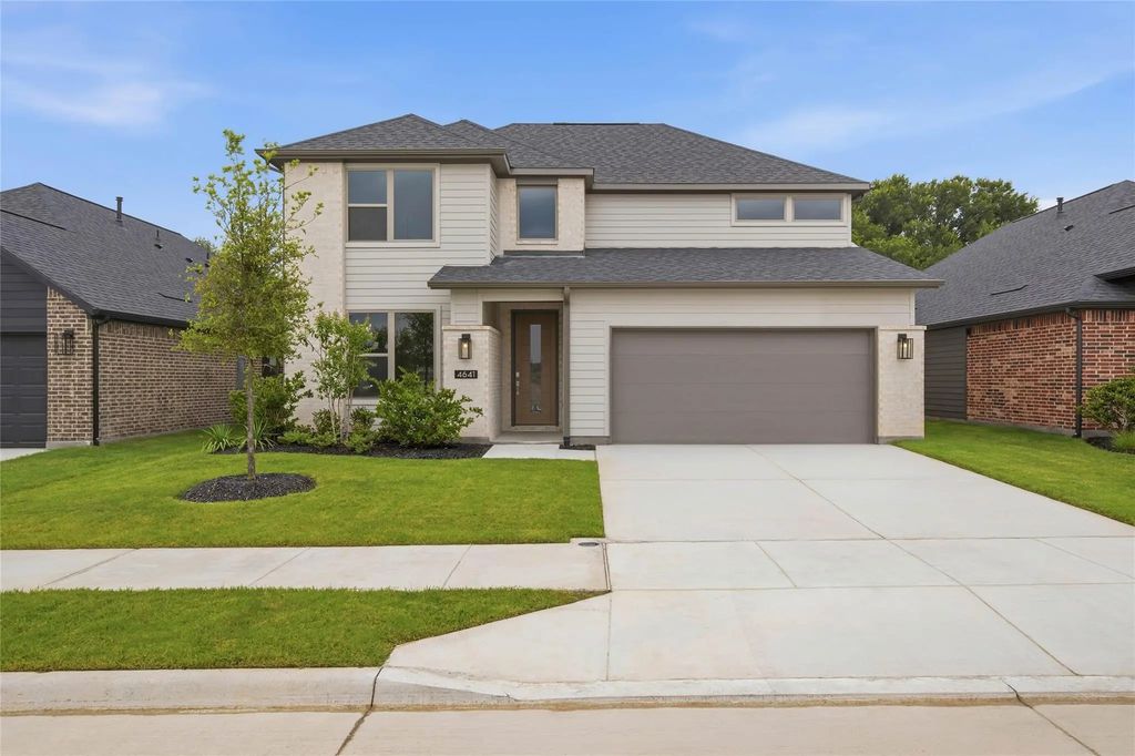 4641 Commack Drive, Fort Worth