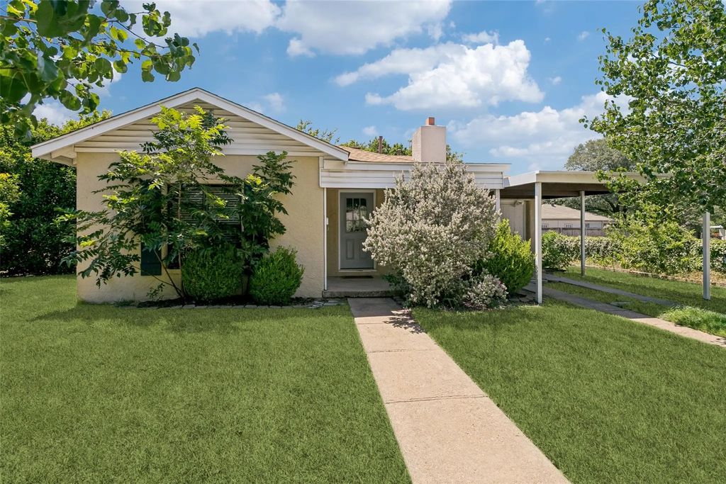 3904 Carolyn Road, Fort Worth