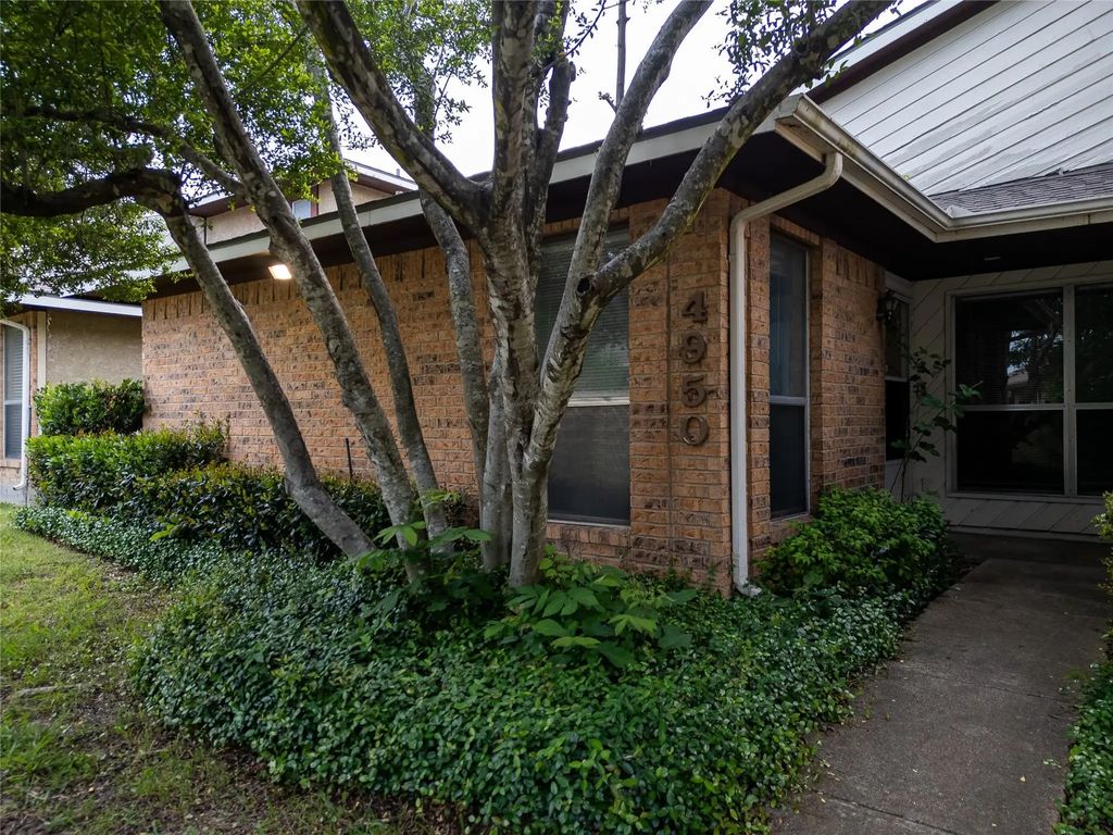 4950 Rolling Vista, Mesquite