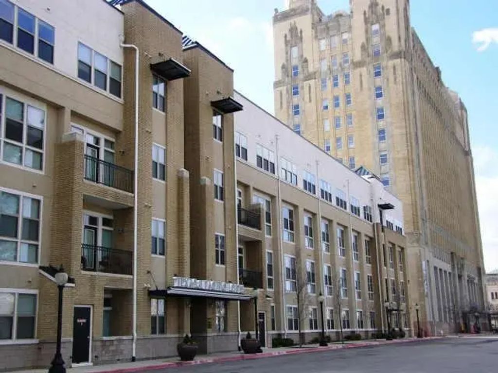 201 W Lancaster Avenue 312, Fort Worth