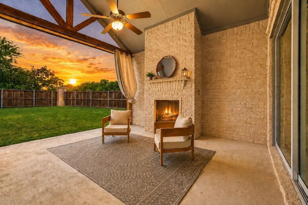 4213 Rocky Ridge Trail, Oak Point