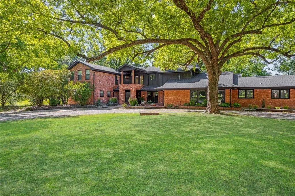 1000 Yorkshire Drive, Sherman