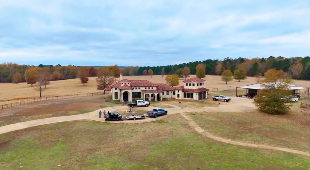 1 W Harrison Road, Longview