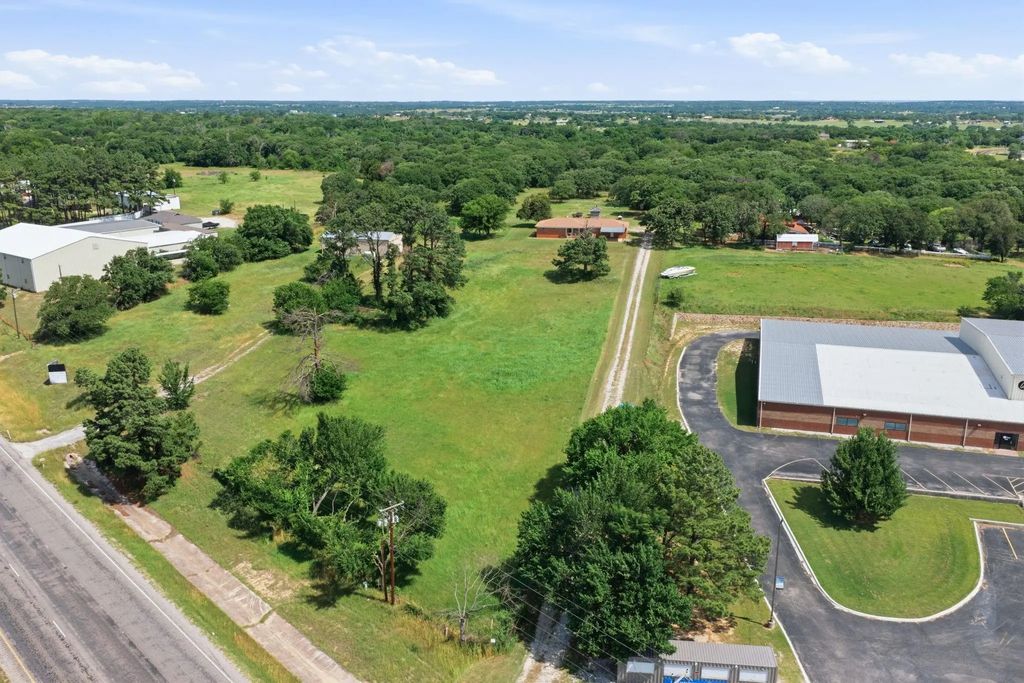 3523 E Highway 199 C, Springtown