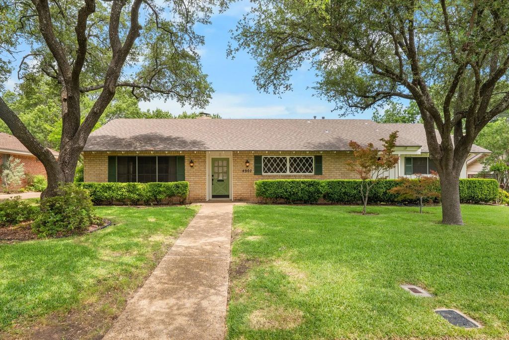 4907 Lake Englewood Drive, Waco