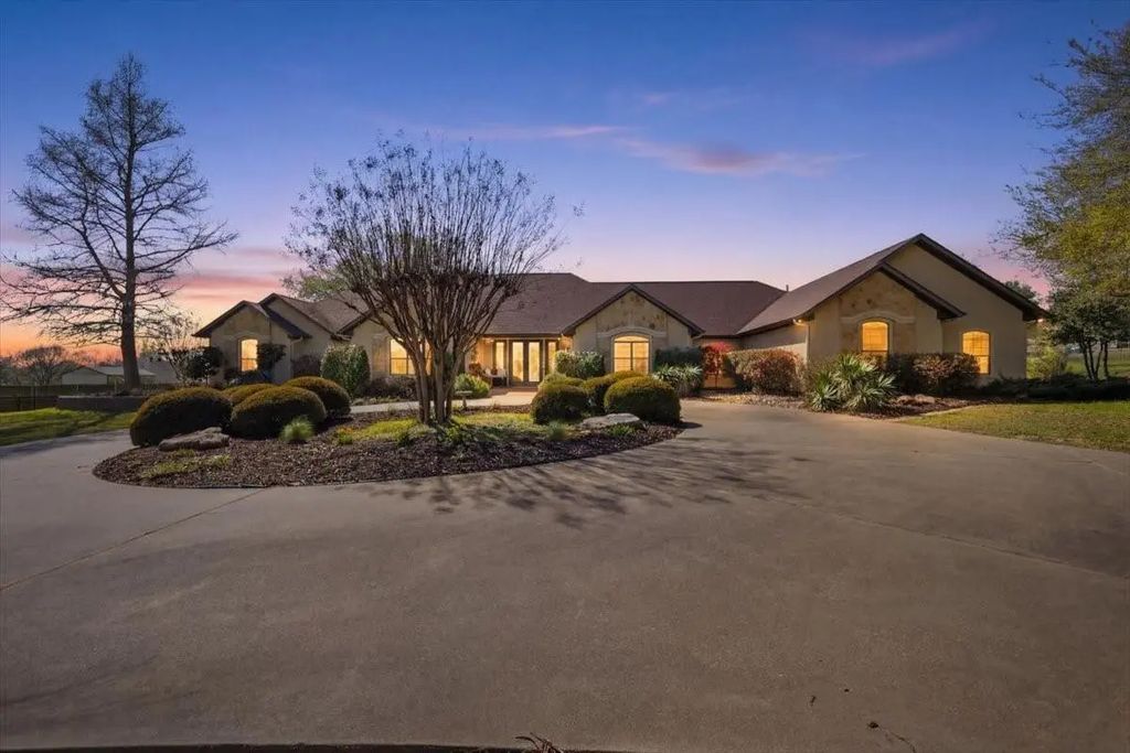 17636 County Road 2195, Whitehouse