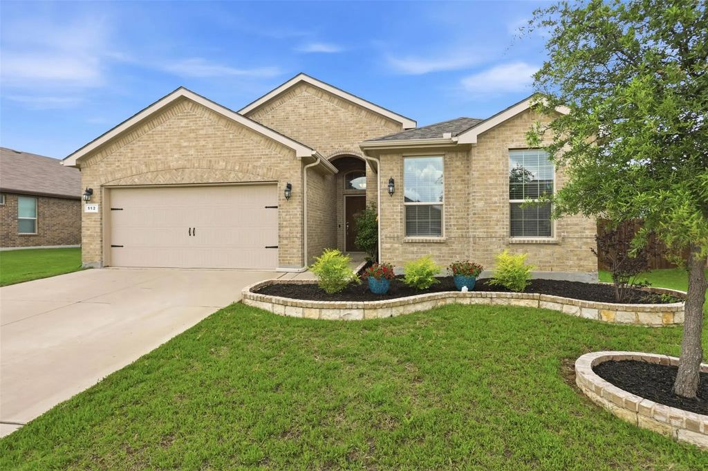 512 Dunster Lane, Saginaw