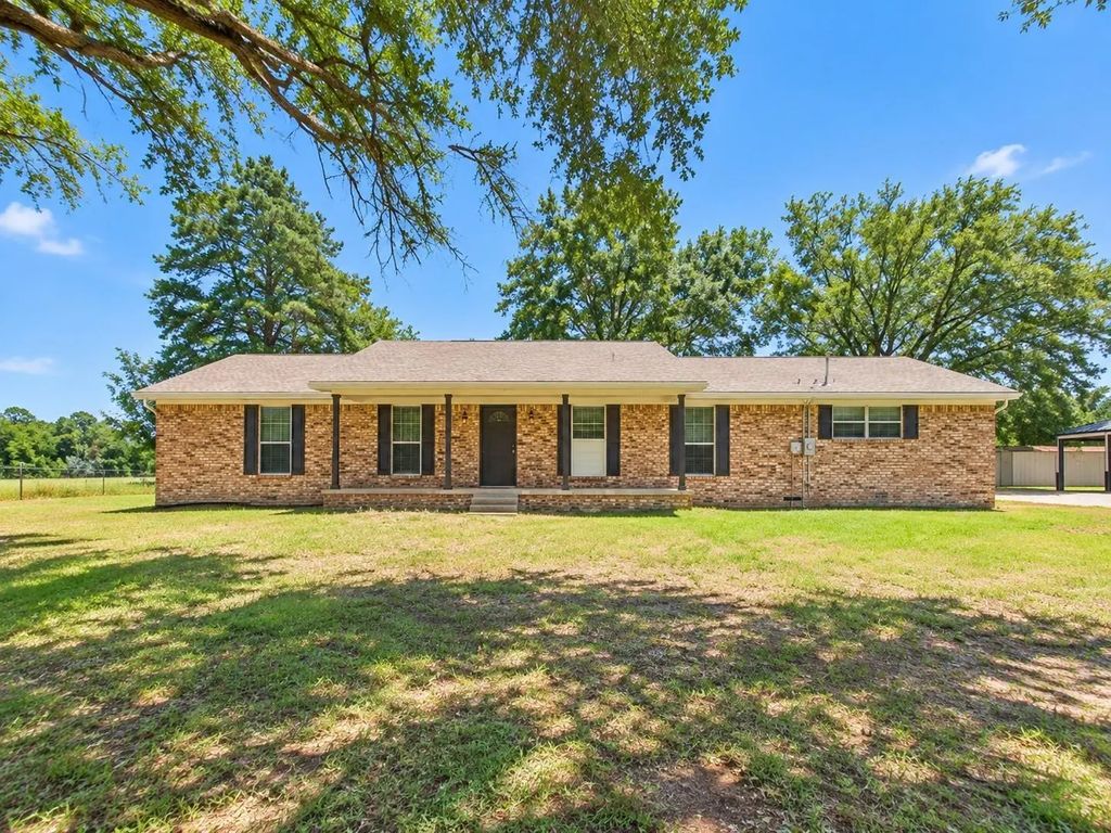 8677 State Highway 19 S, Athens