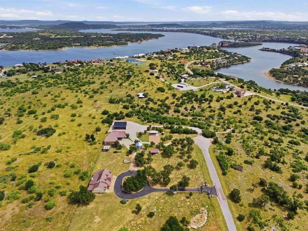 1083 Antler Drive, Strawn