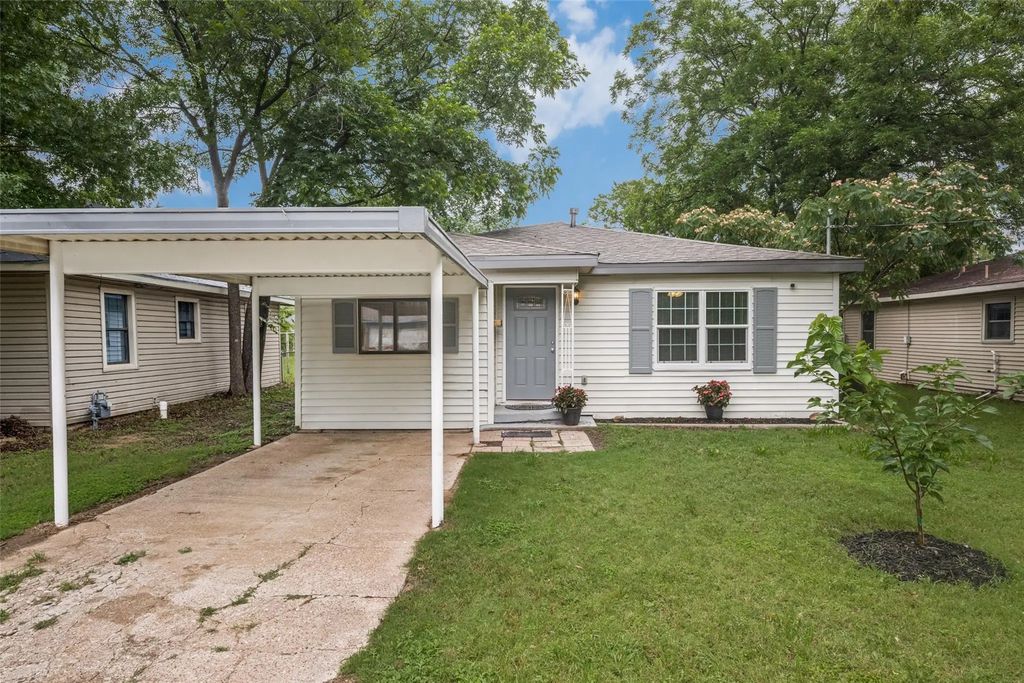717 Small Street, Bowie