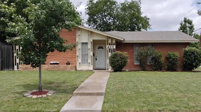 423 Columbia Circle, Irving