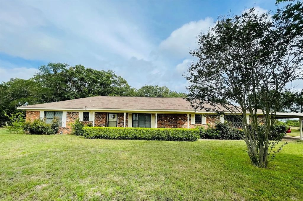 11700 Fm 642, Purdon