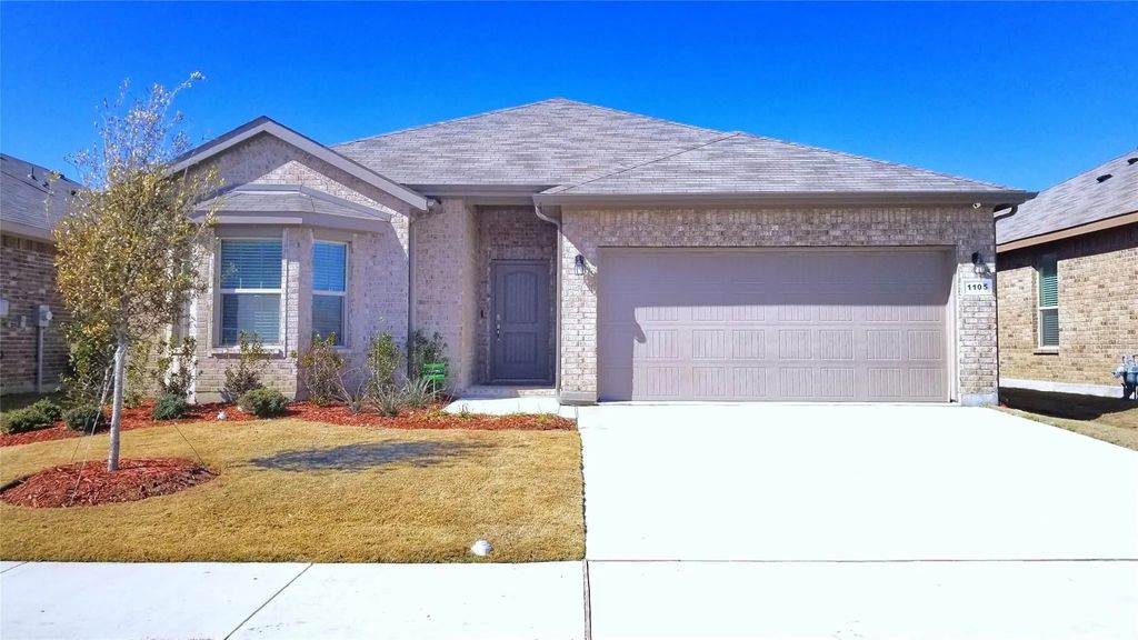 1105 Twin Brooks Lane, Fort Worth