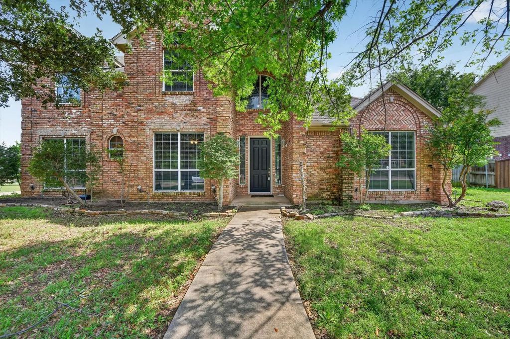 914 Dove Creek Trail, Southlake