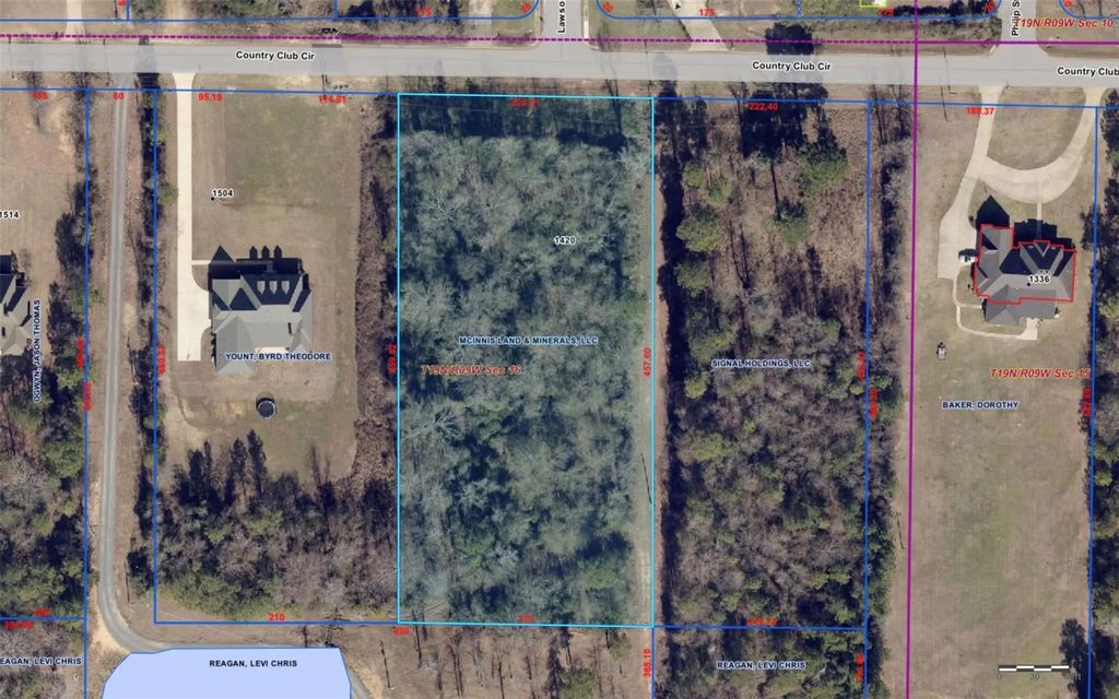 1420 Country Club Circle, Minden