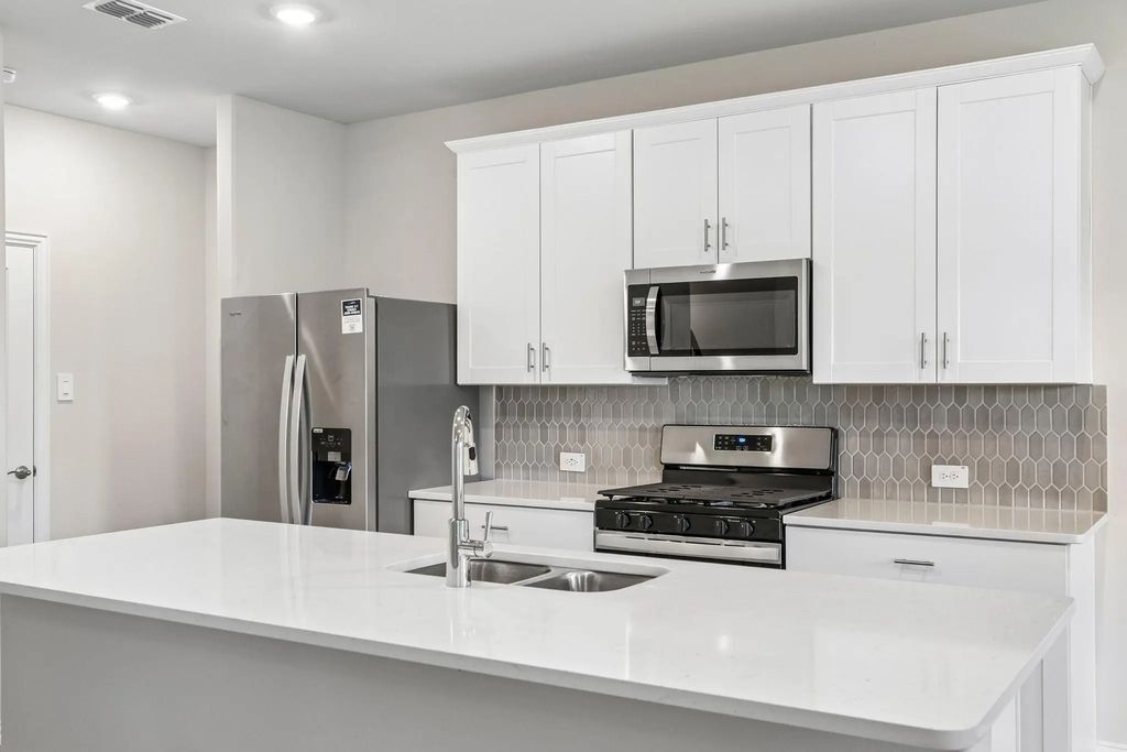 2209 Currents Road, Princeton
