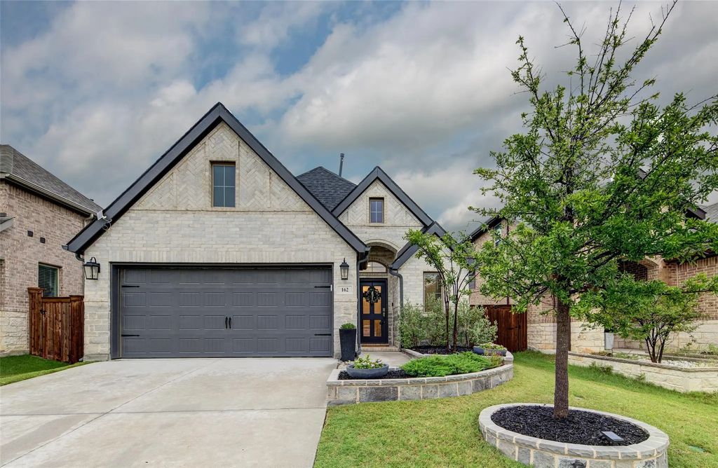 162 Palo Duro Bend, Rhome