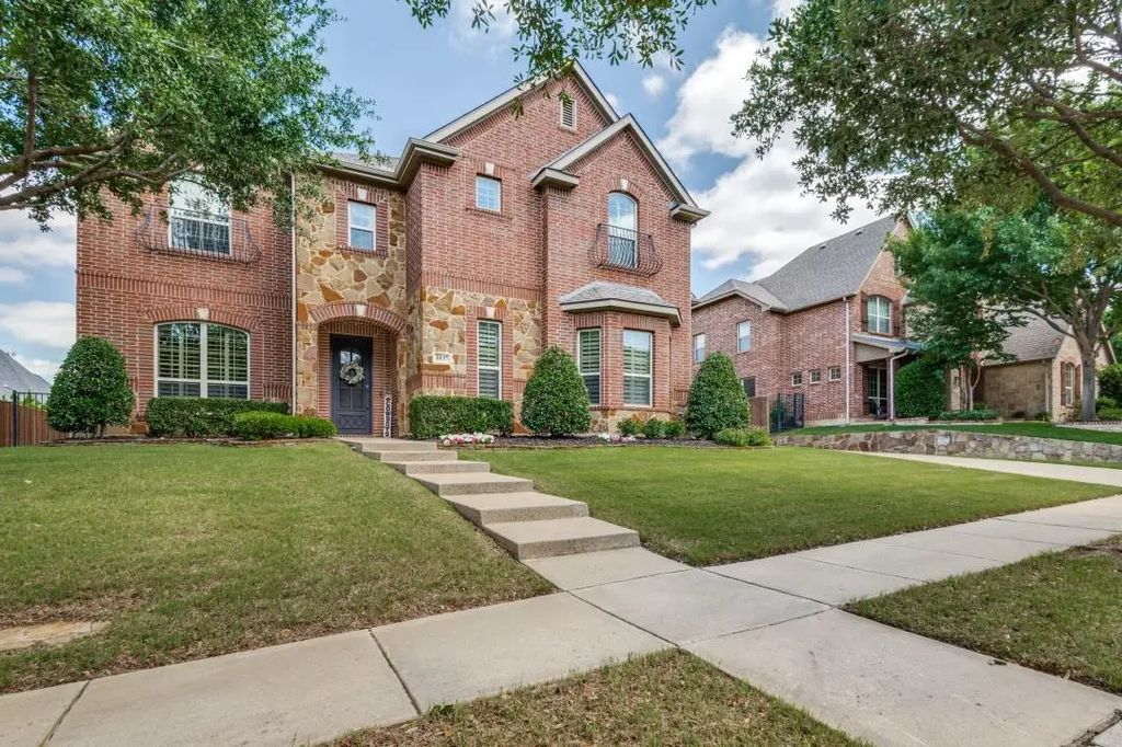 4837 Eddleman Drive, Fort Worth