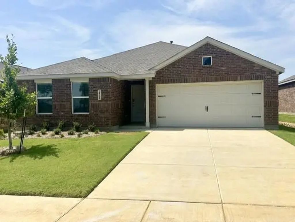 2508 Farrier Lane, Aubrey