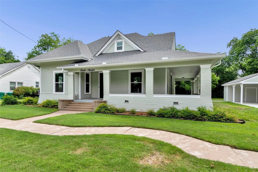 1219 S Travis Street, Sherman
