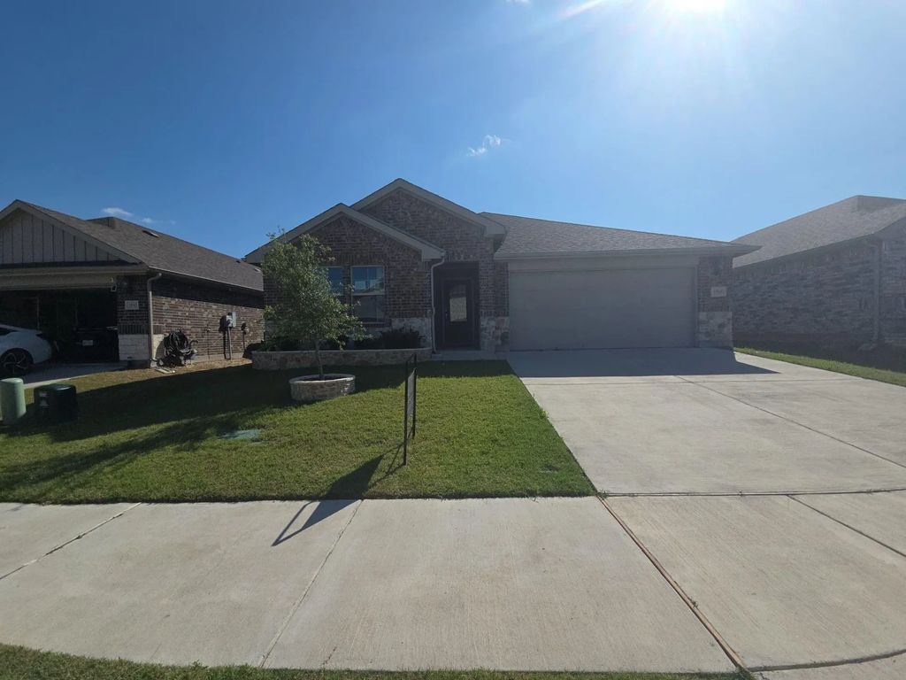 10549 Katalpa Drive, Fort Worth