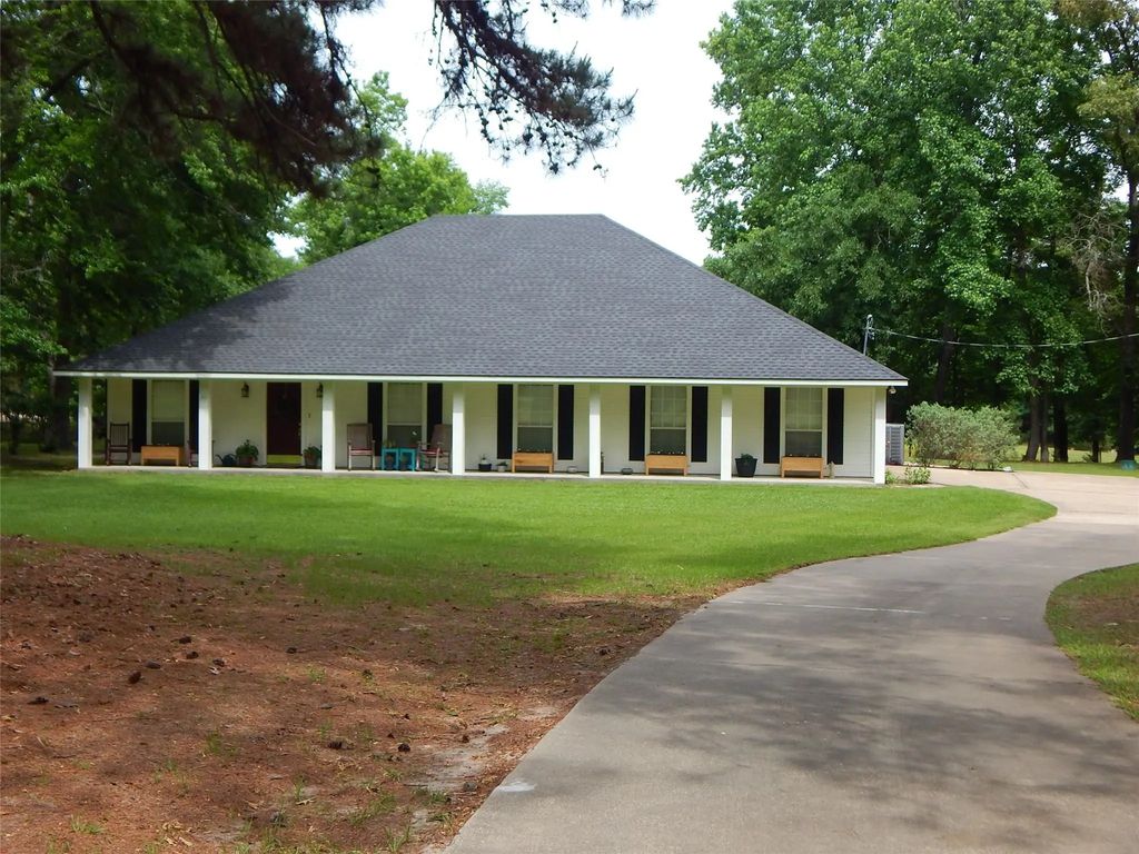 1106 Tall Timbers, Gilmer