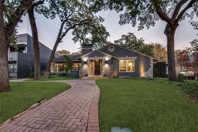 1518 Oak Knoll Street, Dallas
