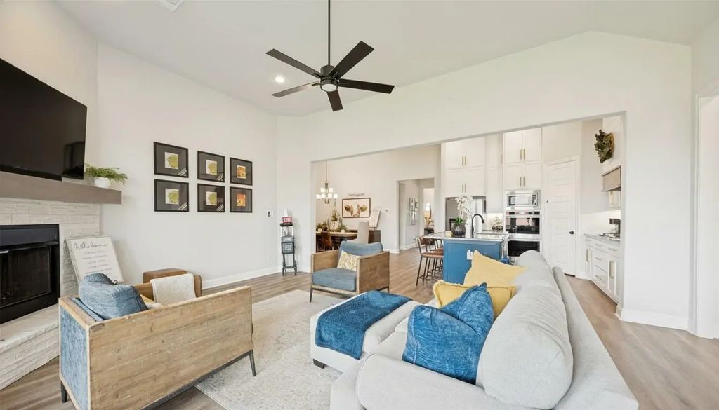 1806 Hidden Water Trail, Midlothian