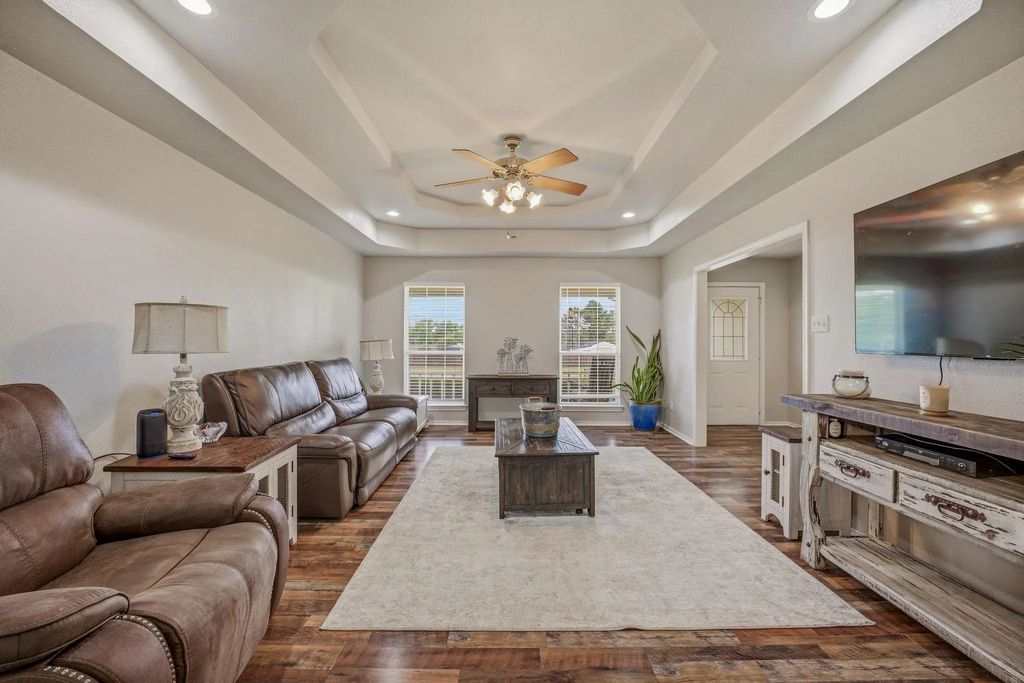 3708 Indian Creek Trail, Granbury