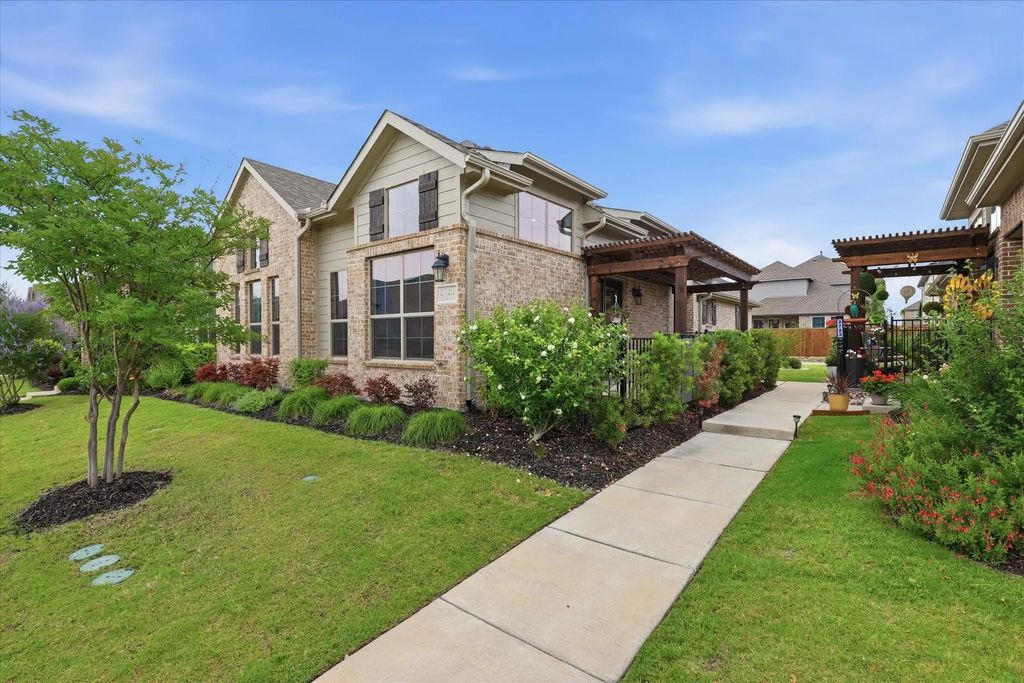 2721 Garden Gate Lane, Wylie