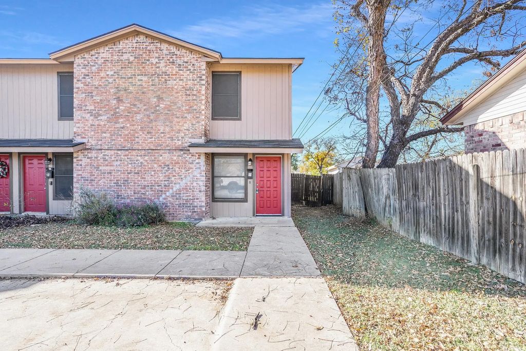 3301 Aurora Street D, Haltom City