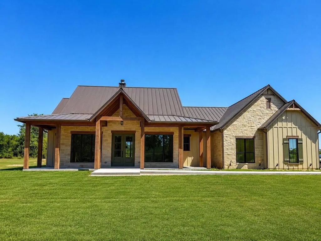 304 Van Zandt County Road 2120 Road, Canton