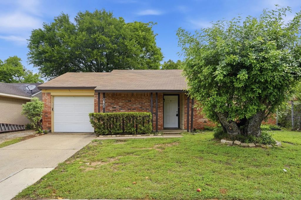 6735 Woodhill Road, Dallas