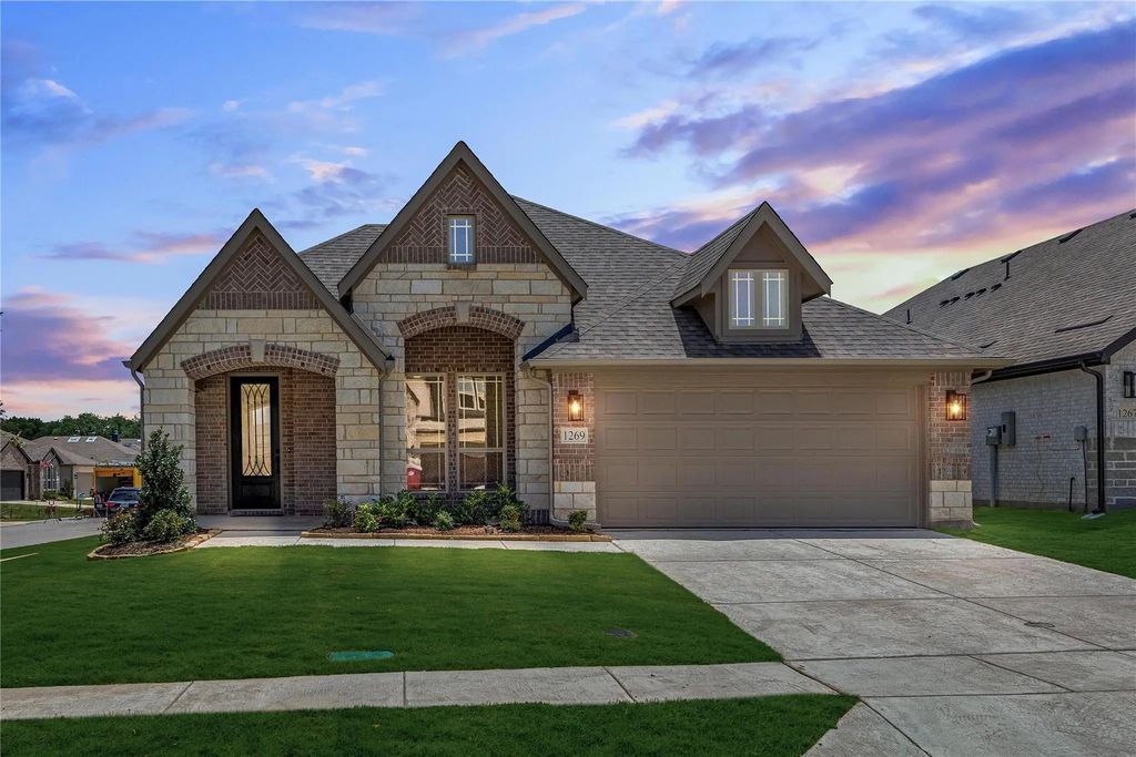 1269 Emily Drive, Trenton