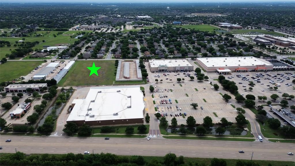 2044 Whitley Road, Keller