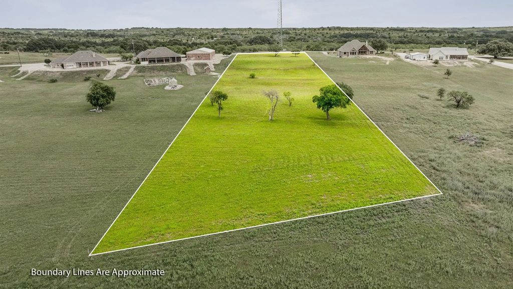 661 Comanche Lake Road, Comanche