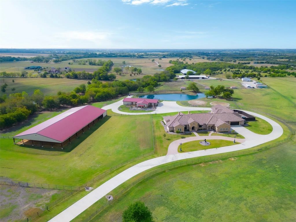 5825 County Road 173, Celina