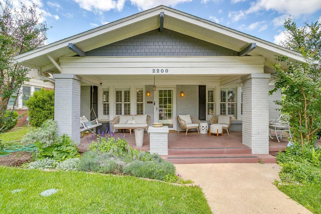 2200 W Magnolia Avenue, Fort Worth
