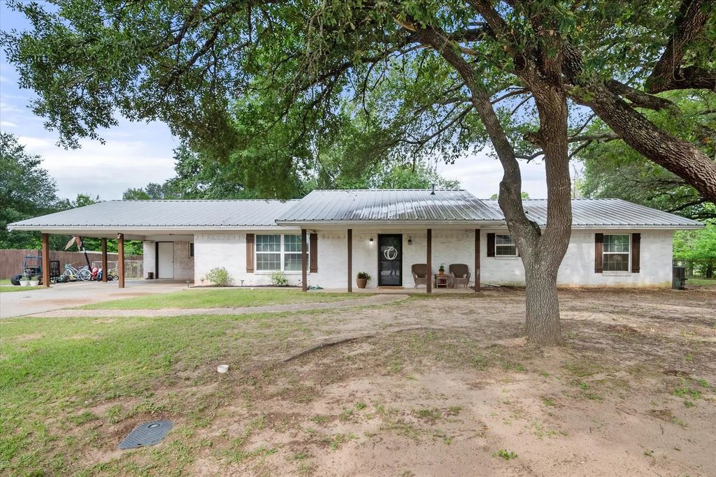 951 Faircrest Drive, Fairfield