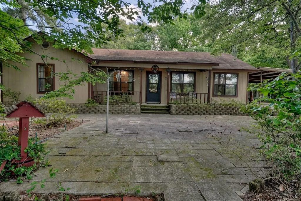 19987 County Road 4114, Lindale