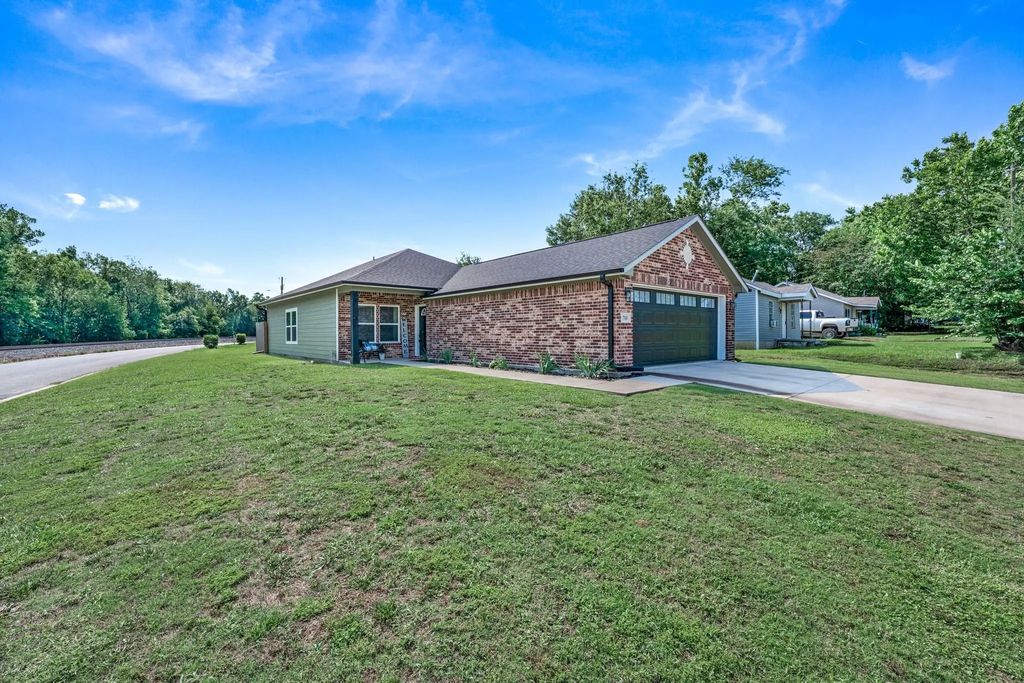 700 Carter Street, Sulphur Springs