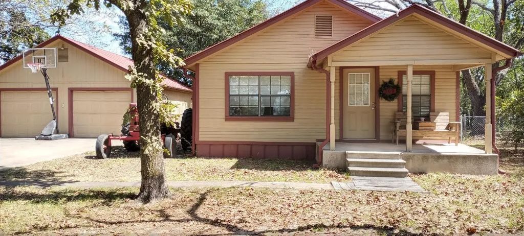 509 S Mill Street, Cumby