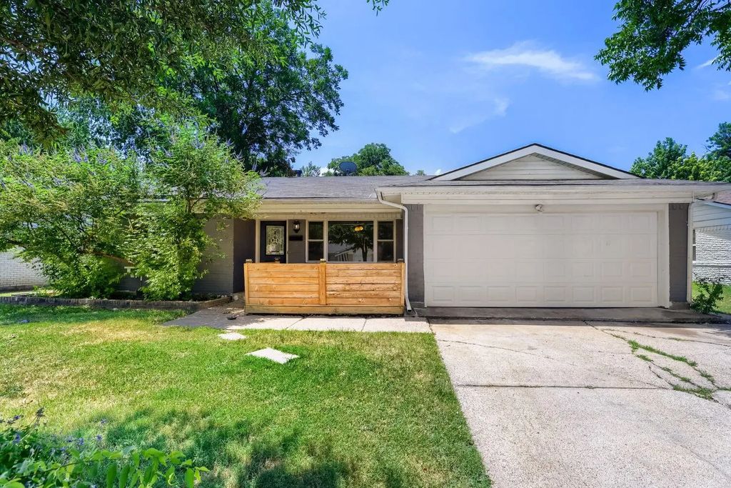 1207 Ridgeway Drive, Richardson