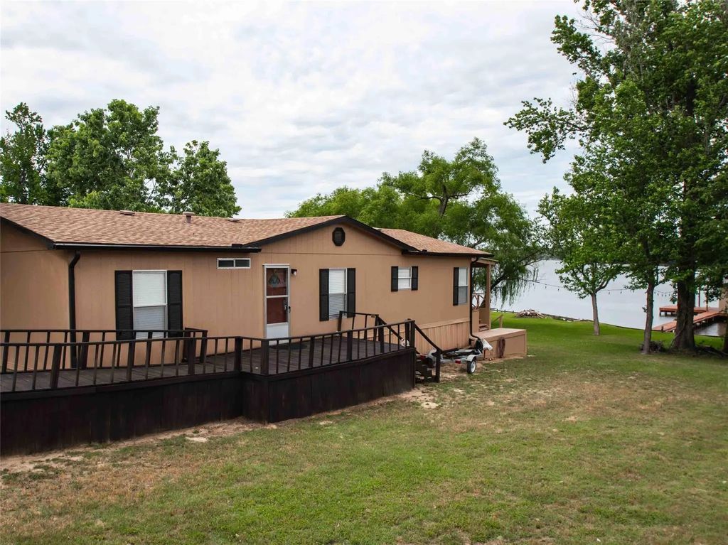 266 Hickory Hills Drive, Murchison
